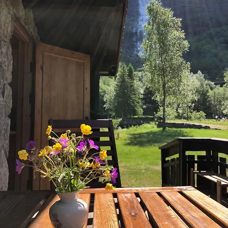 Vassbakken Og Semesterpark *